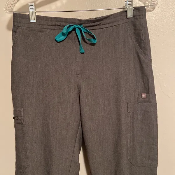 Figs Women’s Graphite Yola Skinny Scrub Pants - Image 2