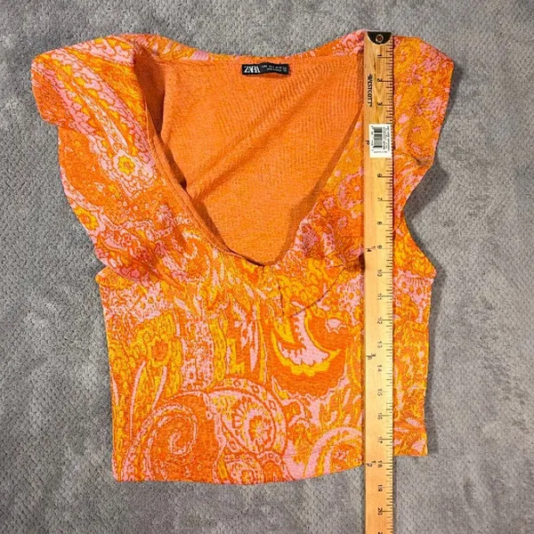 Zara Small Orange Pink Paisley Knit Crop Top Deep V Neck Cap Sleeve Ruffle Neck - Image 6