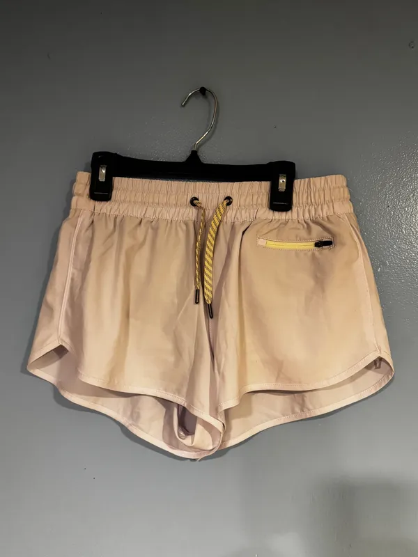 Vuori Clementine Shorts - Image 2