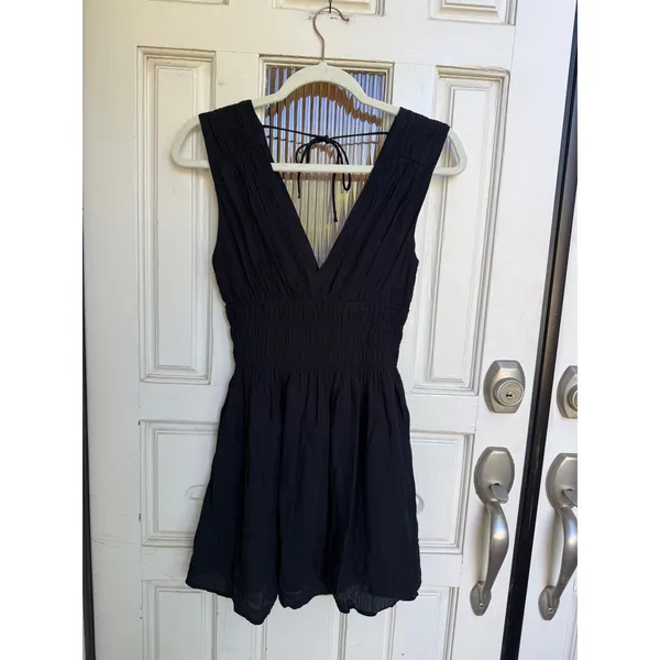 Abercrombie & Fitch Black Crinkle V-Neck Smocked Mini Dress Size XSP Sleeveless - Image 5
