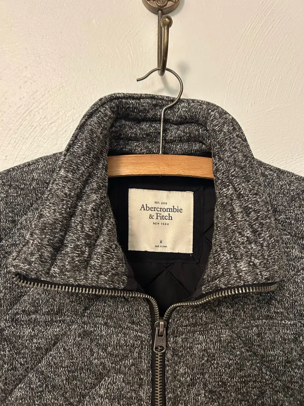 Abercrombie & Fitch Quilted Vest - Image 3