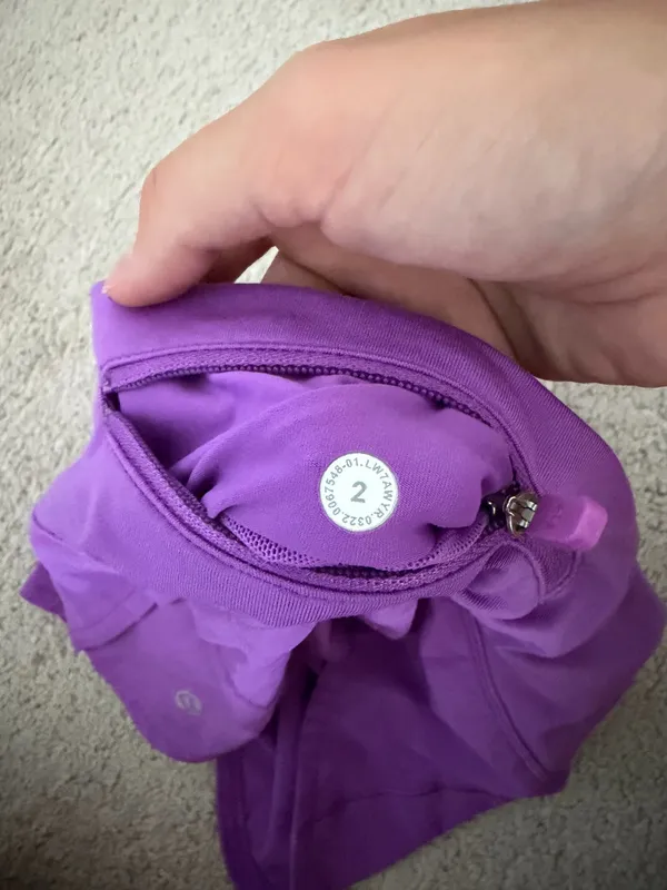 Lululemon Speed Up Shorts 2.5" Low-Rise - Image 4