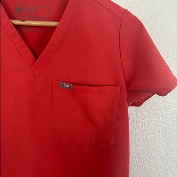 FIGS Scrub Top XXS Red Casma V-Neck Technical‎ Collection FW1000 - Image 5