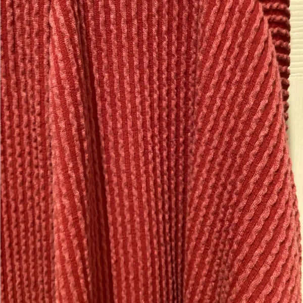 LG Red Ribbed Knit Top Size M - Image 4