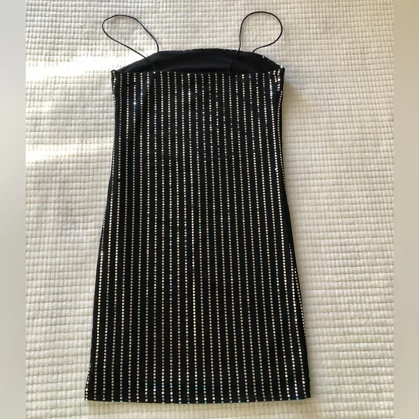 Forever 21 Black and Silver Sequins Mini Dress US Size Small - Image 3