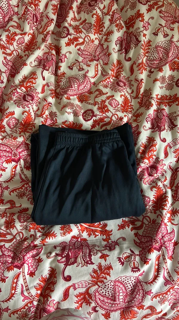 Brandy Melville Sweatpants - Image 3