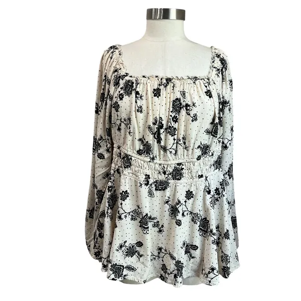Torrid Peasant‎ Blouse Size 2 Smocked Waist Long Sleeve Floral Black White - Image 2