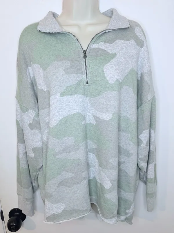 Aerie Large Sage Green Camo Half Zip Pullover Sweatshirt Oversized L - Image 2