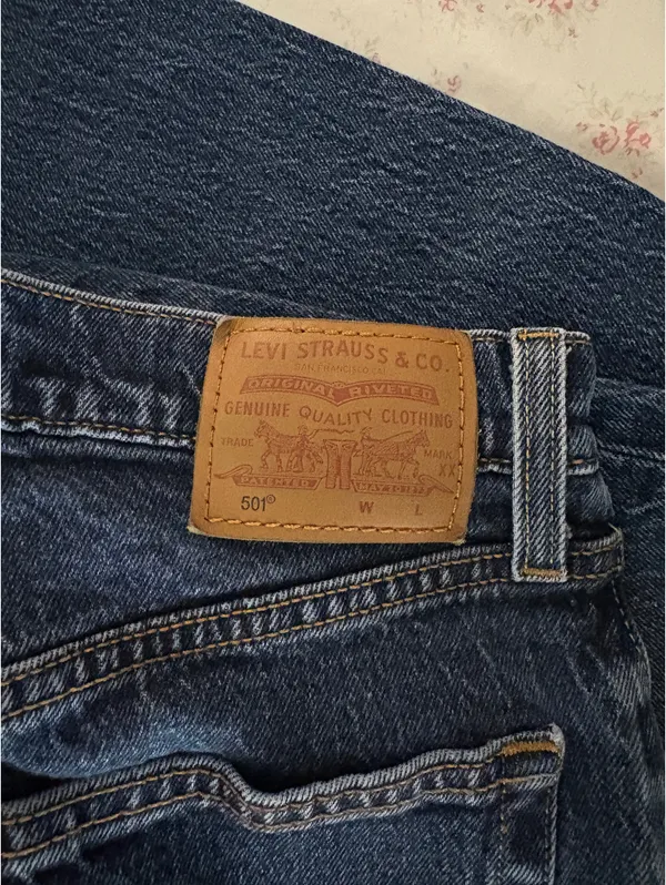 Levi’s Jeans 501 High-Rise Straight Leg - Image 3