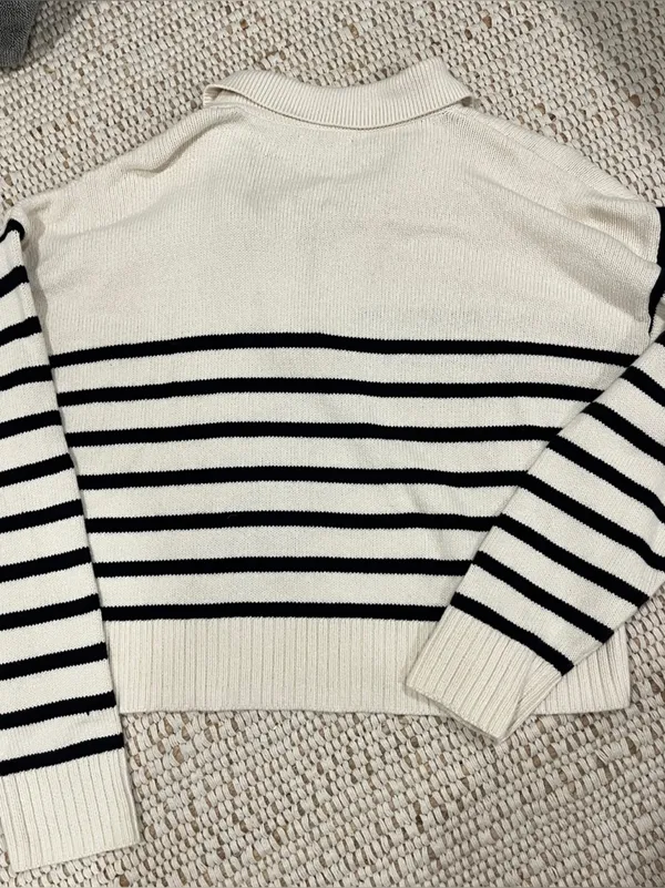 Reformation Sweater Size Large - Image 4