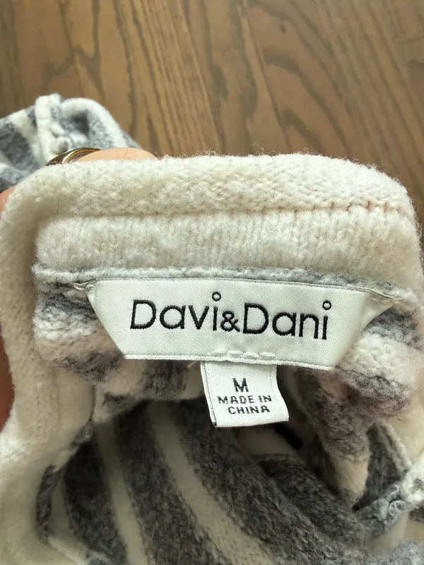 Davi & Dani Striped Oversized Sweater - Image 3