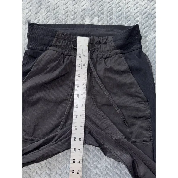 Lululemon Women's Beyond The Studio Joggers Black Pull On Size 0 - Image 8