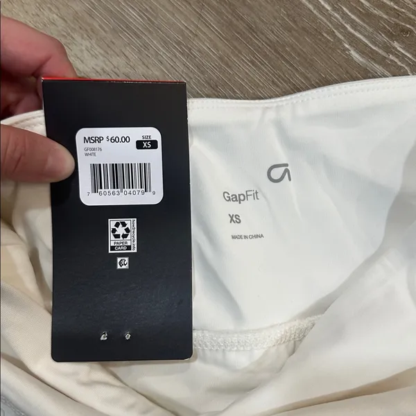 Gap Elegant White Pleated Skort - Image 3