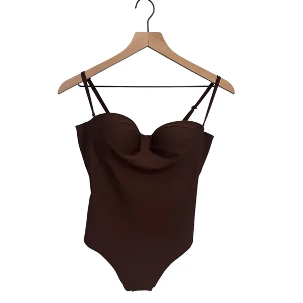 Skims Body Molded Underwire Bodysuit Medium Cocoa New with tags - Image 3