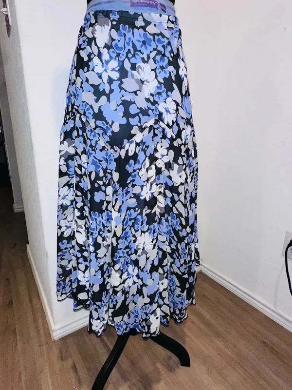 Women's Blue Floral Maxi Skirt - Flowing Print Skirt - Image 3
