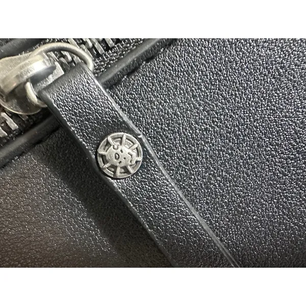 Ed‎ Hardy Y2K Skull Rose Tote Bag NWT Black Vegan Leather Rhinestone Crossbody - Image 6