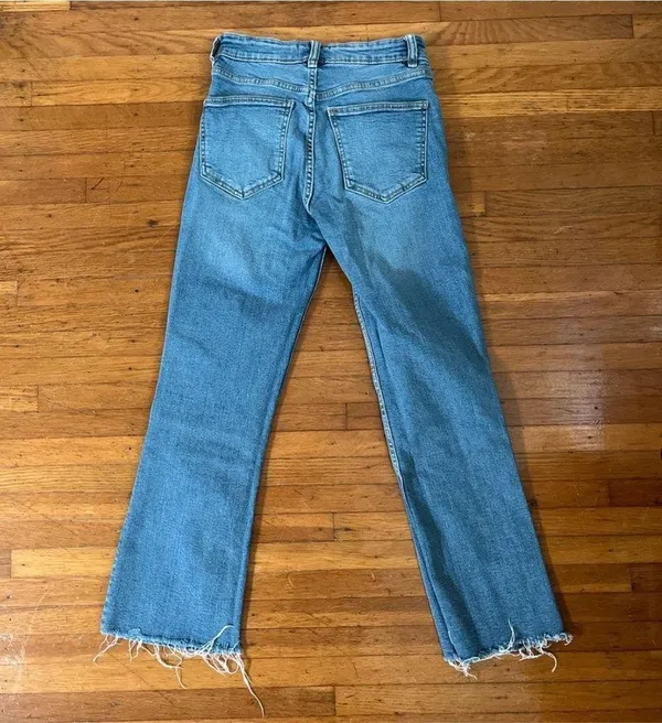 high waisted jeans - Image 2