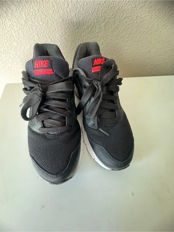 Nike Women's Black Sneakers with Red Swoosh - Image 4