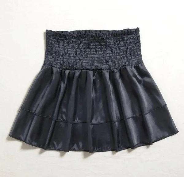 Black Satin Skirt Size M - Image 3