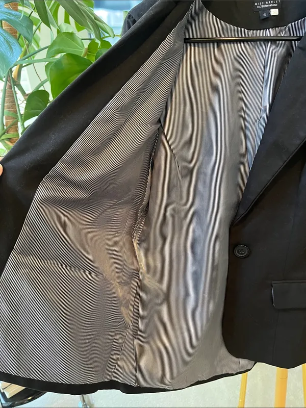 Miss Ashley Black Women's Tailored Blazer - Image 2