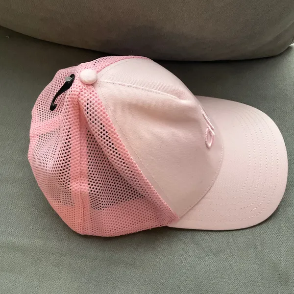 Alo Yoga District Trucker Hat Powder Pink - Image 5