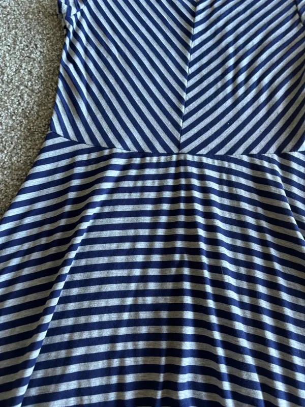Old Navy striped dress - Image 2