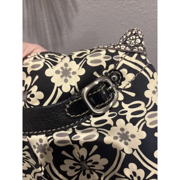 FOSSIL Vintage Women's Shoulder Bag Purse‎ ~HOBO~Black And Cream~Quilted~Floral - Image 3