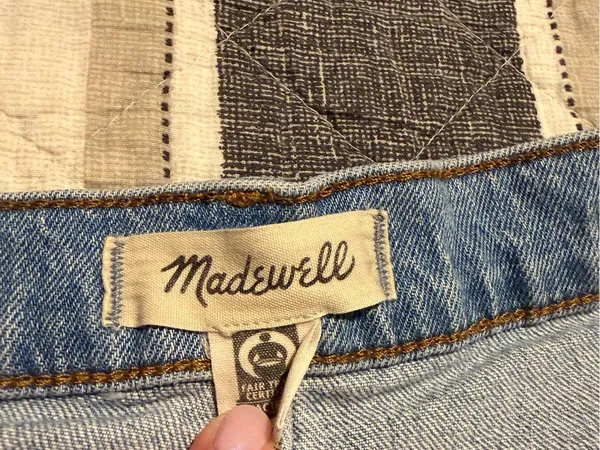 Madewell perfect Jean short size 26 - Image 2