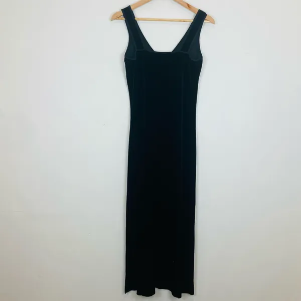 Vintage 90s minimalist stretch black velvet V-neck sleeveless midi dress. Small. - Image 5