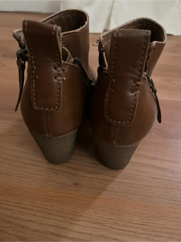 Dolce Vita Ankle Boots - Size 6 - Image 7