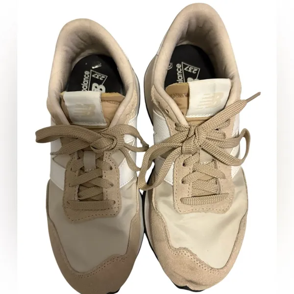 New Balance 237 Beige and White Sneakers size 7.5 - Image 2