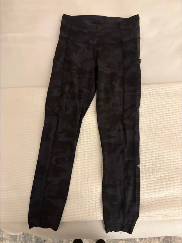 Lululemon Fast and Free 25” Heritage 365 Camo Deep Coal Multi Leggings - Image 3