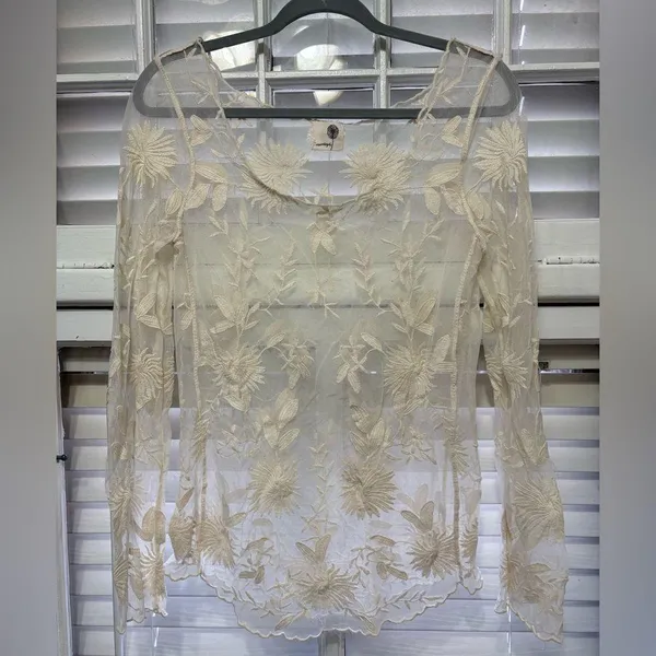 Everleigh Sheer Embroidered Snow Blossom Ivory Tunic Long Sleeve - Image 3