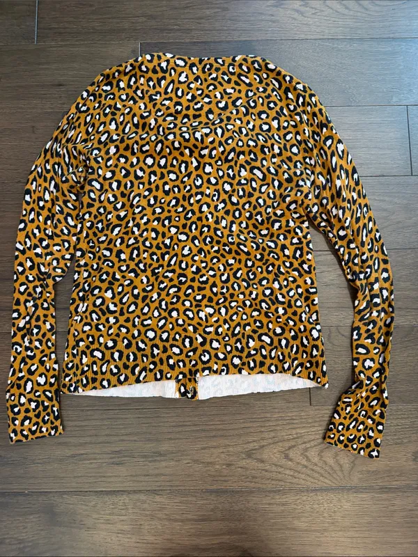 Old Navy Leopard Print Cardigan Size Small - C54-047 - Image 6