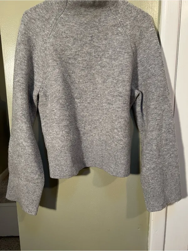 H&M Women's Sz Small Gray Melange Wool-Blend Mock-Turtleneck Sweater Wide Sleeve - Image 4