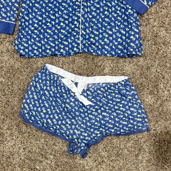 Victorias Secret Blue Floral Polka Dot Pajama Set Long Sleeve Top Shorts Large - Image 3