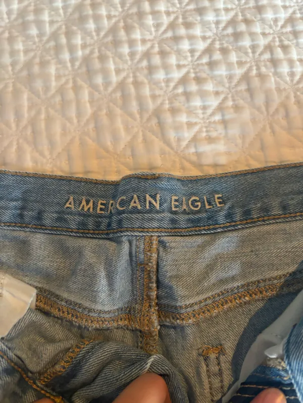 American Eagle Mom Shorts - Image 2