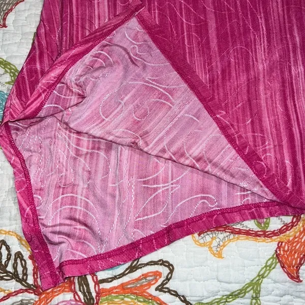 Sami & Jo size medium womens fuchsia short sleeve blouse lightweight stretchy - Image 5