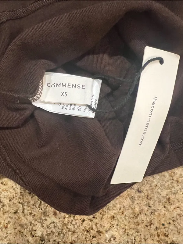 Commense Bra-Free Built-In Padded V-Neck Long Sleeve Top Dark Brown XS NWT - Image 6
