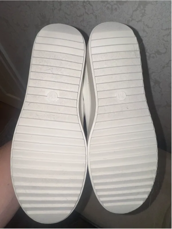 White tennis shoes with rhinestones / sparkles - Image 8