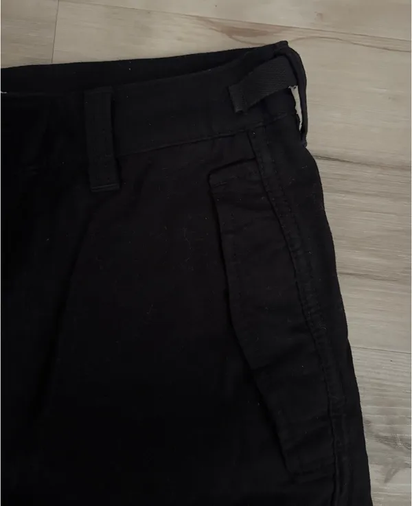 Aritzia TNA Cargo Pants - Image 4