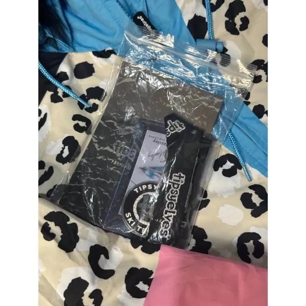 Tipsy Elves Ski Snow Suit Women's Size XS Snow Leopard Pink Blue Faux Fur Read - Image 7