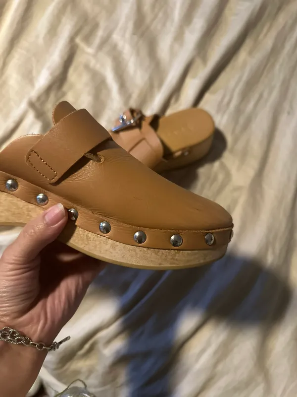 Zara Tan clogs with buckle detail - Image 5