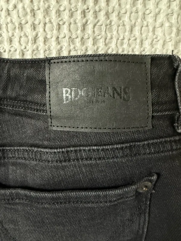 BDG Black Low Rise Jeans - Image 4