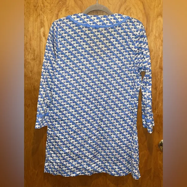 Vineyard Vines Blouse - Image 3