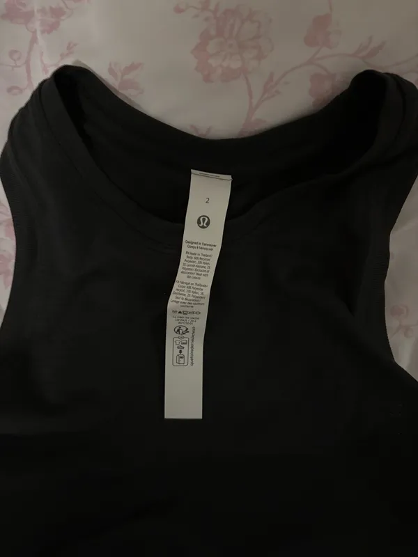 Lululemon Ruched Tank Top Black - Image 2