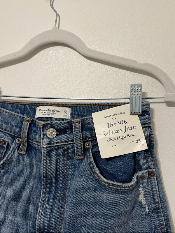 NWT Abercrombie & Fitch The ‘90s Relaxed Jean Ultra High Rise Size 25 0 NEW - Image 4