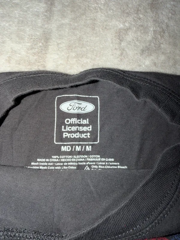 Ford Mustang Tshirt Black Size M - Image 2