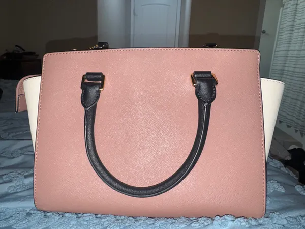 Michael Kors Purse - Image 4