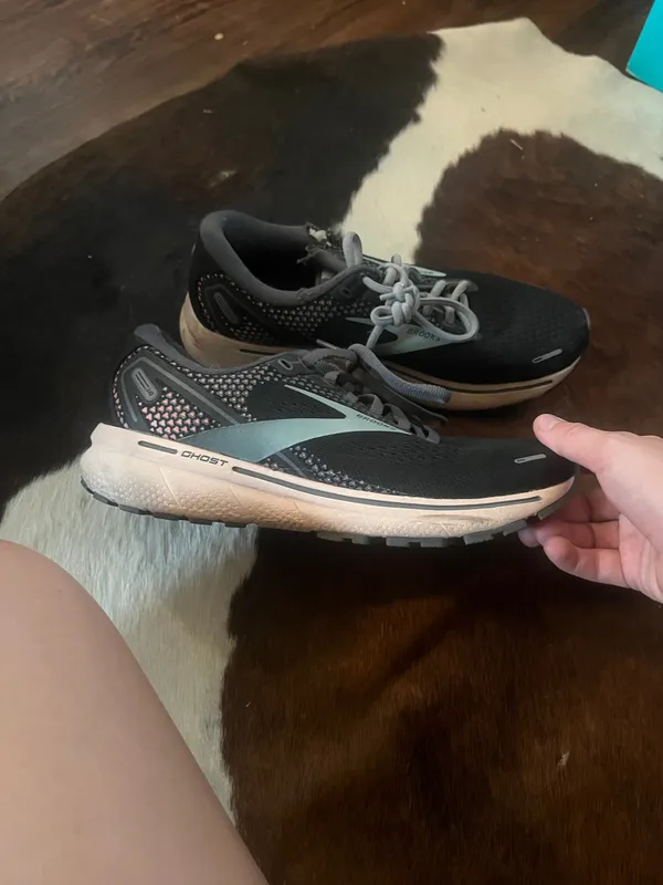 Brooks Ghost Women’s Running Shoes - Image 2